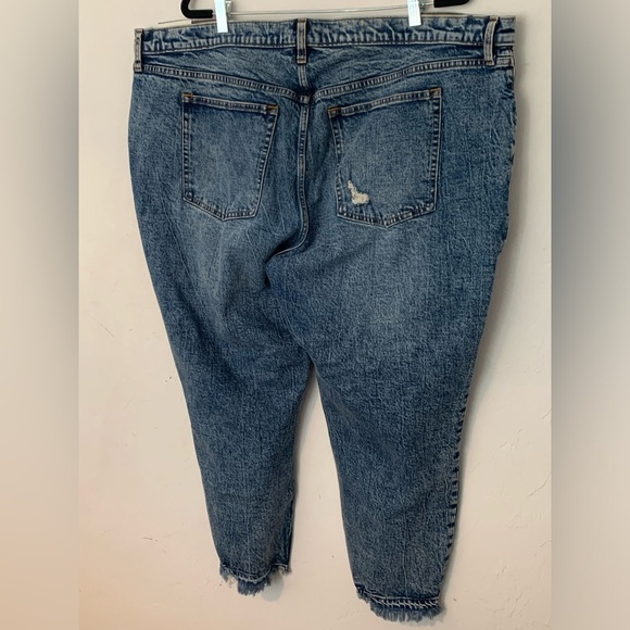 Abercrombie & Fitch Mom High Rise Womens 36/22 Leg Distressed Blue Jeans New - Picture 2 of 6